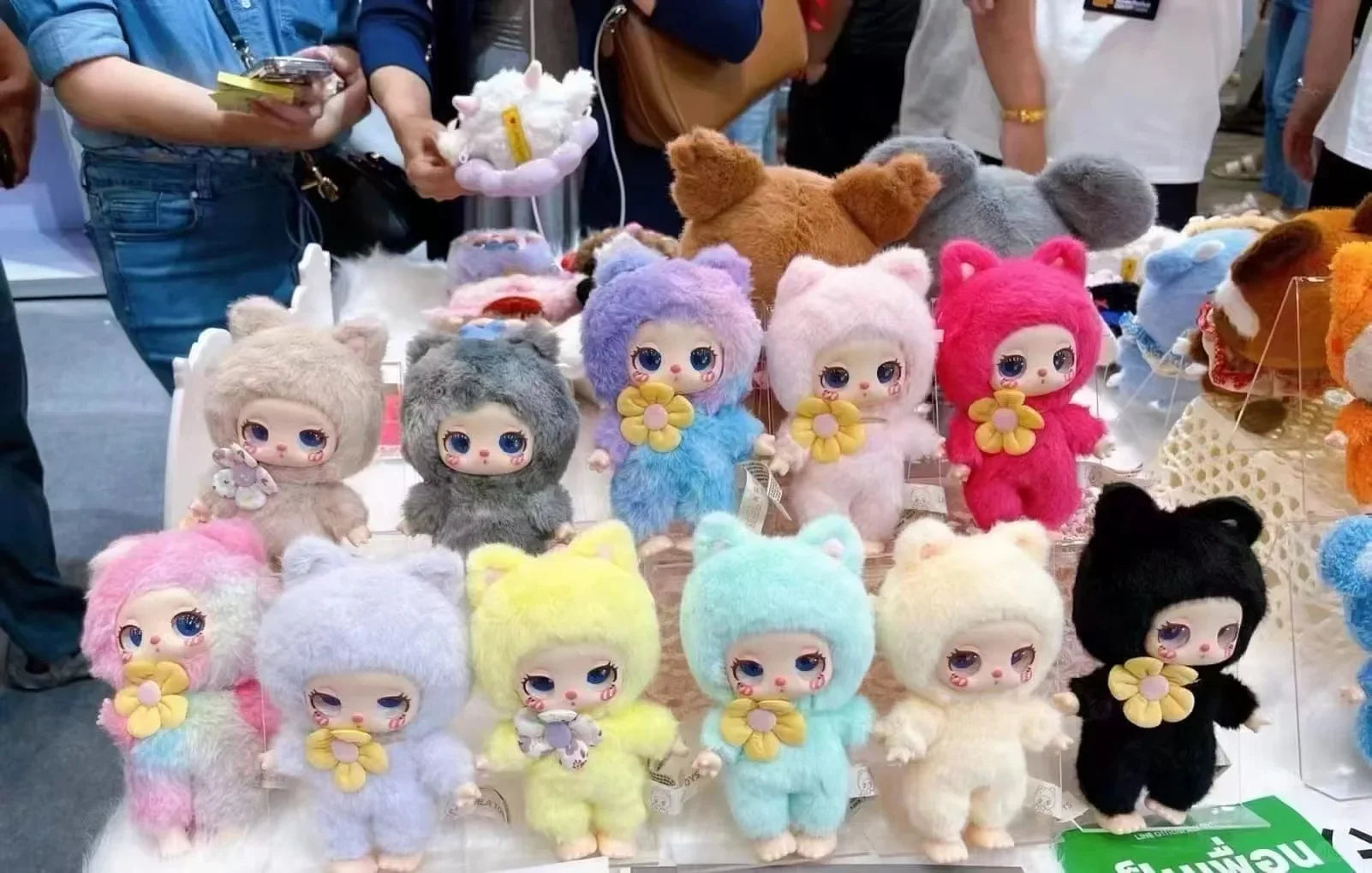 #20 Liila's Lucky Cat-V1 Series&Liila