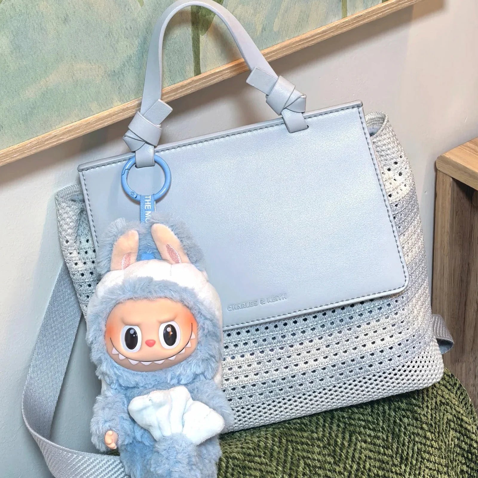 The Monsters シンガポール限定マーライオンではぬいぐるみを防ぐことができます